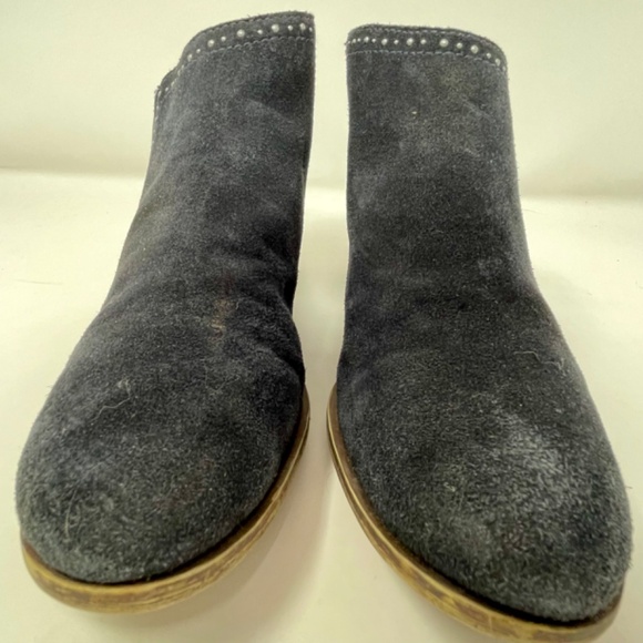 Studded Lucky Brand gray suede ankle booties. Size 8 M. - Picture 3 of 10
